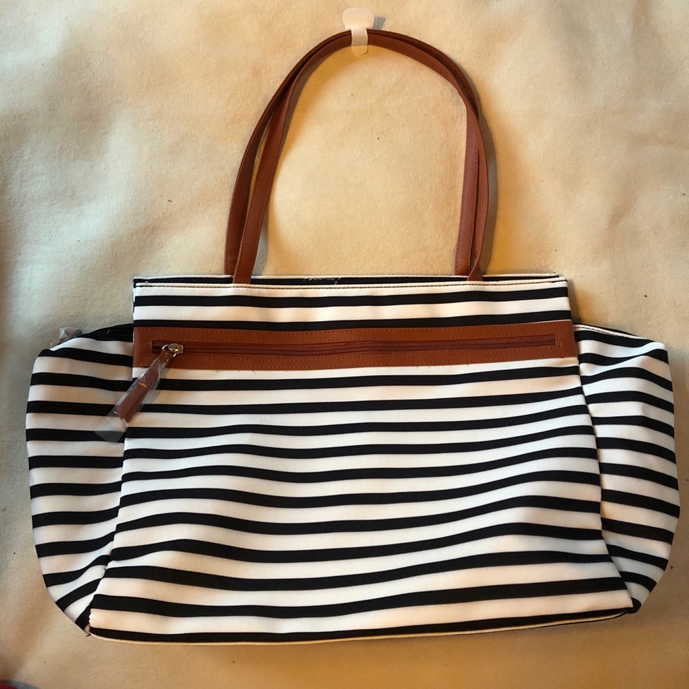 Cute weekender tote bag, black/white stripes